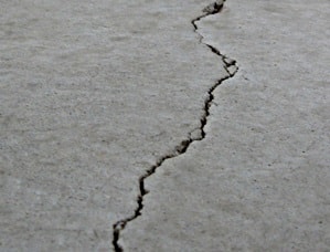 floor cracks in Oklahoma and Arkansas